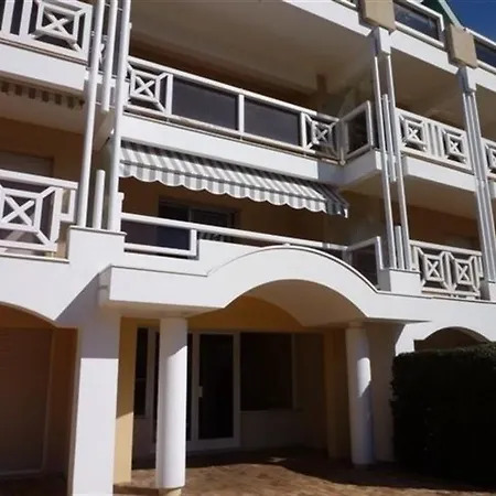 A 200m De La Plage Appartement *